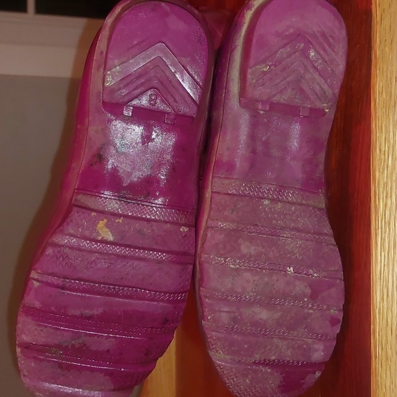 𝑯𝒖𝒏𝒕𝒆𝒓 𝒓𝒂𝒊𝒏 𝒃𝒐𝒐𝒕𝒔. - Picture 4 of 7